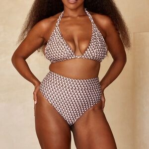 Monday Swimwear Morocco Top and Sorrento Bottom SET in Husk Geo Size Small